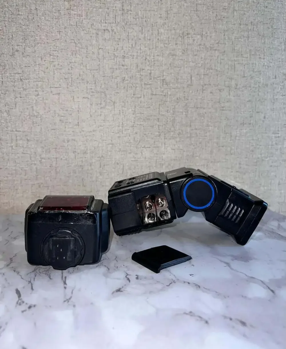 Quantaray QTB-7500A Shoe Mount Electronic Flash with Nikon AF Module